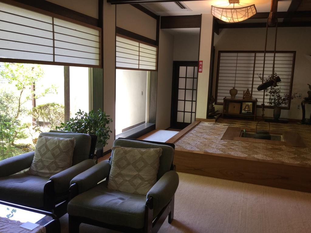 Unryuso Hotel Shinshiro Екстериор снимка