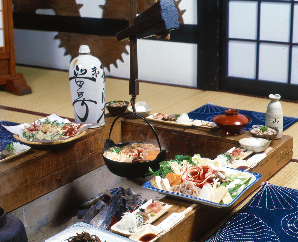 Unryuso Hotel Shinshiro Екстериор снимка